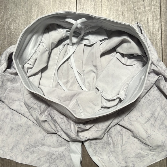 Lululemon Shorts - Picture 5 of 7